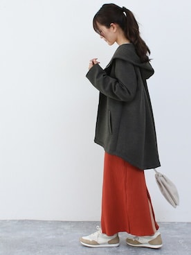 「スリット」｜「アイテム（その他アウター）」を使った、SocialGIRLさん（レディース・160cm）の秋コーディネート