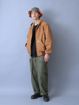 「Carhartt（カーハート）のアイテム（その他アウター）」を使った、WAIPERさん（メンズ・186cm）の冬コーディネート