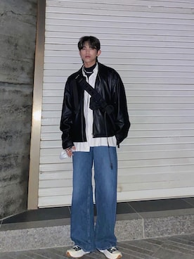 「JW Anderson（ジェイダブリューアンダーソン）のアイテム（スニーカー）」を使った、Nwhさん（メンズ・173cm）の冬コーディネート