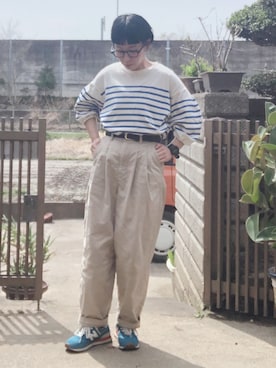 「アイテム（イヤリング、イエロー系）」を使った、NANAEさん（レディース・155cm）の春コーディネート
