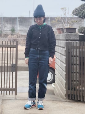 「G-SHOCK」｜「アイテム（ニットキャップ/ビーニー）」を使った、NANAEさん（レディース・155cm）の冬コーディネート