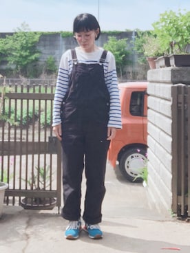 「G-SHOCK」｜「アイテム（オールインワン・サロペット）」を使った、NANAEさん（レディース・155cm）の春コーディネート