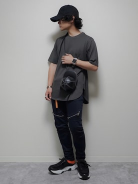 「JW Anderson（ジェイダブリューアンダーソン）のアイテム（バッグ）」を使った、心さん（メンズ・164cm）の夏コーディネート