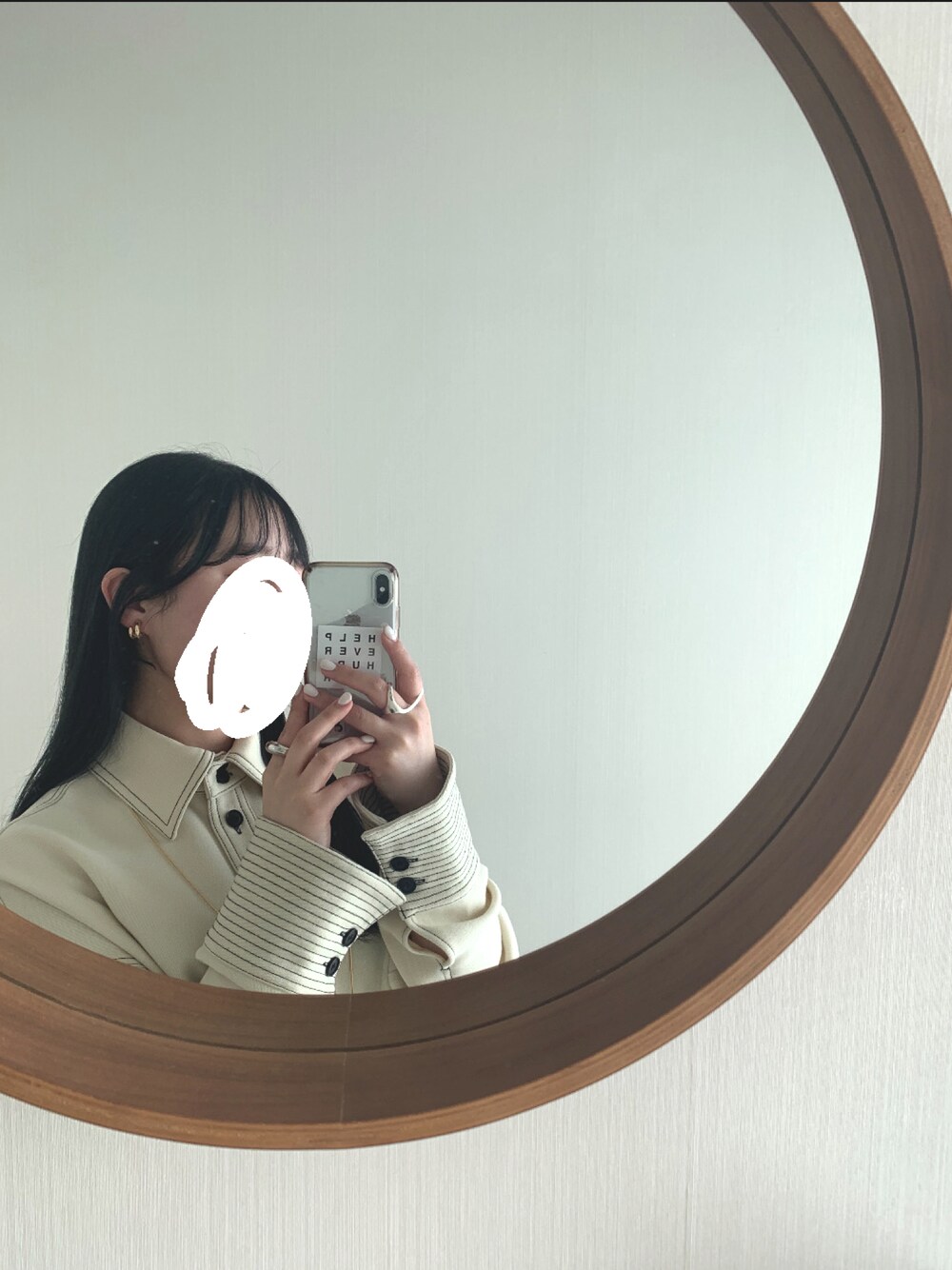 「過去pic、シンプル、fav、藤井風」｜「TODAYFULのアイテム（シャツ/ブラウス、ベージュ系）」を使った、®さん（レディース・152cm）の春コーディネートの1枚目の写真