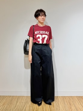 「Whim Gazette（ウィムガゼット）のフロントナンバーTシャツ（Tシャツ/カットソー、レッド系）」を使った、aya_muto610さん（レディース・165cm）の夏コーディネート