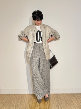 「Whim Gazette（ウィムガゼット）のナイロンMA-1（MA-1、ベージュ系）」を使った、aya_muto610さん（レディース・165cm）の夏コーディネート