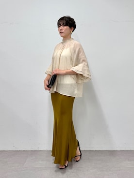 「Whim Gazette（ウィムガゼット）のコットンシフォンブラウス（シャツ/ブラウス、ベージュ系）」を使った、aya_muto610さん（レディース・165cm）の夏コーディネート