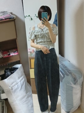 「GU（ジーユー）のアイテム（カーゴパンツ、ブラック系）」を使った、パピコさん（レディース・157cm）の春コーディネート