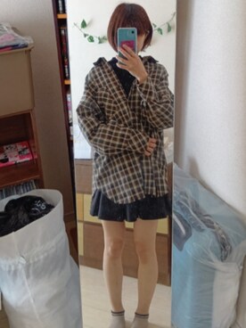 「しまむら（シマムラ）のアイテム（シャツ/ブラウス、ブラウン系）」を使った、パピコさん（レディース・157cm）の春コーディネート