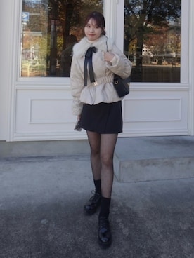 「アイテム（アイシャドウ）」を使った、ねっしー.さん（レディース・159cm）の秋コーディネート