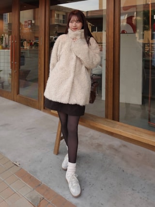 「PUMA(プーマ)の【別注】<PUMA>PALERMO スニーカー(スニーカー)」を使った、ねっしー.さん(レディース・159cm)の冬コーディネート