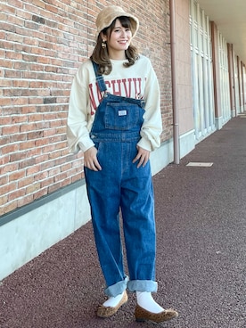 「Levi's（リーバイス）のアイテム（サロペット/オーバーオール）」を使った、𝚢𝚞𝚛𝚒𝚔𝚘❥さん（レディース・160cm）の秋コーディネート