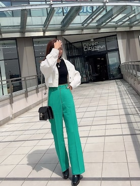 「PBLIM（ページボーイリム）のアイテム（スラックス）」を使った、yukariさん（レディース・155cm）の春コーディネート