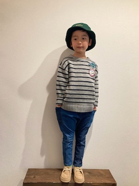 「カラーソックス」｜「アイテム（ブーツ）」を使った、tiinさん（キッズ・110cm）の冬コーディネート