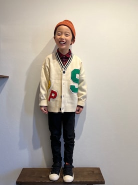 「アイテム（カーディガン/ボレロ、ホワイト系）」を使った、tiinさん（キッズ・123cm）の冬コーディネート