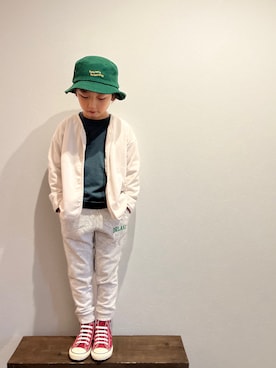 「アイテム（カーディガン/ボレロ、ホワイト系）」を使った、tiinさん（キッズ・110cm）の春コーディネート