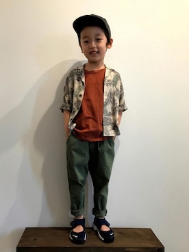 「apres les cours（アプレレクール）のアイテム（キャップ）」を使った、tiinさん（キッズ・100cm）の夏コーディネート