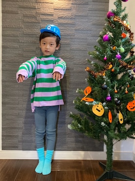 「ボーダーニット」｜「アイテム（レッグウェア）」を使った、tiinさん（キッズ・110cm）の秋コーディネート