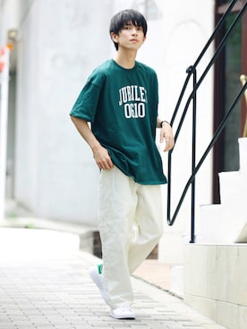 「PBLIM（ページボーイリム）のアイテム（Tシャツ/カットソー）」を使った、斉藤慎也さん（メンズ・170cm）の夏コーディネート