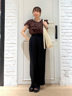 「着痩せ」｜「アイテム（スラックス）」を使った、kasumiさん（レディース・159cm）の夏コーディネート