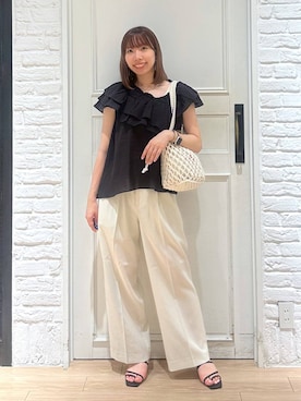 「着痩せ」｜「アイテム（スラックス）」を使った、kasumiさん（レディース・159cm）の夏コーディネート