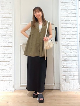 「アイテム（タンクトップ、シルバー系）」を使った、kasumiさん（レディース・159cm）の夏コーディネート