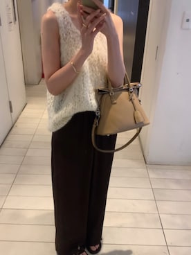 「アイテム（ブレスレット）」を使った、k____33さん（レディース・166cm）の秋コーディネート