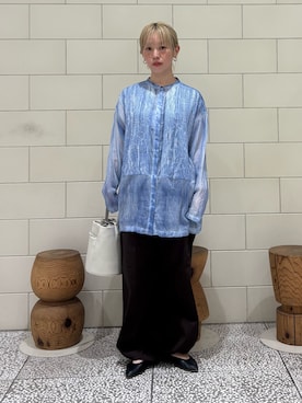 「かぐれ（カグレ）のピグメントダイボザムシャツ（シャツ/ブラウス、ブルー系）」を使った、MINAMIさん（レディース・158cm）の春コーディネート