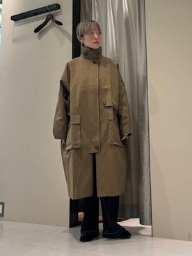 「アイテム（ステンカラーコート）」を使った、MINAMIさん（レディース・158cm）の秋コーディネート