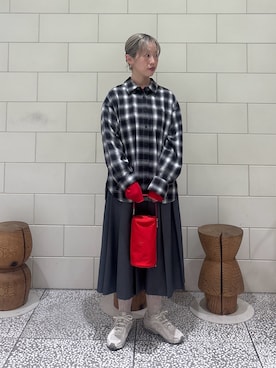「URBAN RESEARCH（アーバンリサーチ）の起毛チェック2WAYシャツ（シャツ/ブラウス、ブラック系）」を使った、MINAMIさん（レディース・158cm）の秋コーディネート
