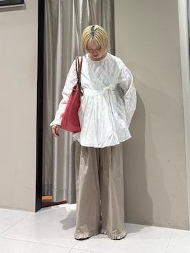 「かぐれ（カグレ）のカットJQアンガルカシャツ（シャツ/ブラウス、ホワイト系）」を使った、MINAMIさん（レディース・158cm）の夏コーディネート