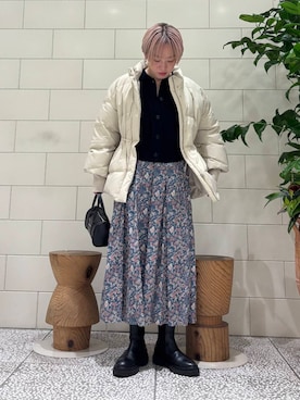 「冬の差し色コーデ」｜「アイテム（ダウンジャケット/コート）」を使った、MINAMIさん（レディース・158cm）の冬コーディネート