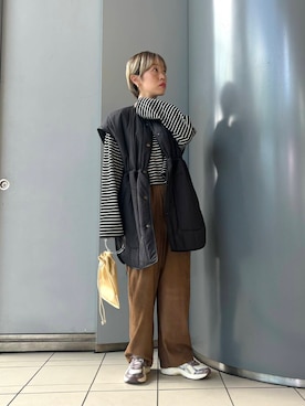 「アイテム（ダウンベスト）」を使った、MINAMIさん（レディース・158cm）の夏コーディネート