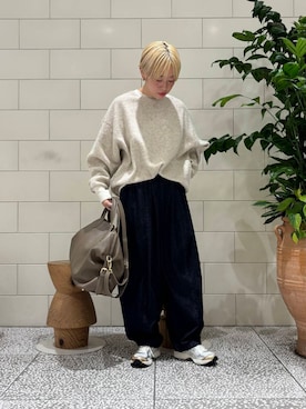 「ASICS（アシックス）のASICS　GEL-KAYANO 14（スニーカー）」を使った、MINAMIさん（レディース・158cm）の秋コーディネート