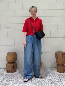 「URBAN RESEARCH（アーバンリサーチ）のシャツカラーレースニット（ニット/セーター、レッド系）」を使った、MINAMIさん（レディース・158cm）の春コーディネート