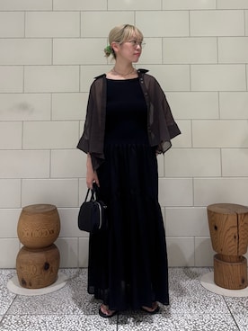 「RODE SKO（ロデスコ）のhun RODESKO　Gather boston（ボストンバッグ、ブラック系）」を使った、MINAMIさん（レディース・158cm）の春コーディネート