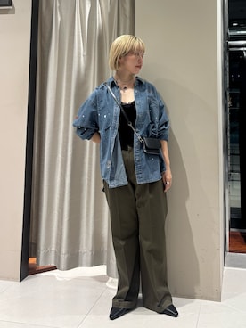 「URBAN RESEARCH ROSSO WOMEN（アーバンリサーチ　ロッソ）のYENN　CHAIN BELT POUCH（ショルダーバッグ、ブラック系）」を使った、MINAMIさん（レディース・158cm）の夏コーディネート