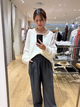 「グレーパンツ」｜NAMAI_154cmさん（レディース・154cm）の秋コーディネート