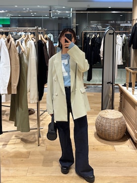 「SHENERY（シーナリー）のトロテーラードジャケット（テーラードジャケット、ベージュ系）」を使った、NAMAI_154cmさん（レディース・154cm）の冬コーディネート