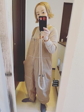 「ニコアンド」｜「アイテム（サロペット/オーバーオール）」を使った、MOMOさん（レディース・151cm）の秋コーディネート