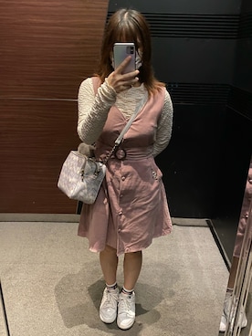 「Honey Salon（ハニーサロン）のアイテム」を使った、キャミィさん（レディース・158cm）の秋コーディネート
