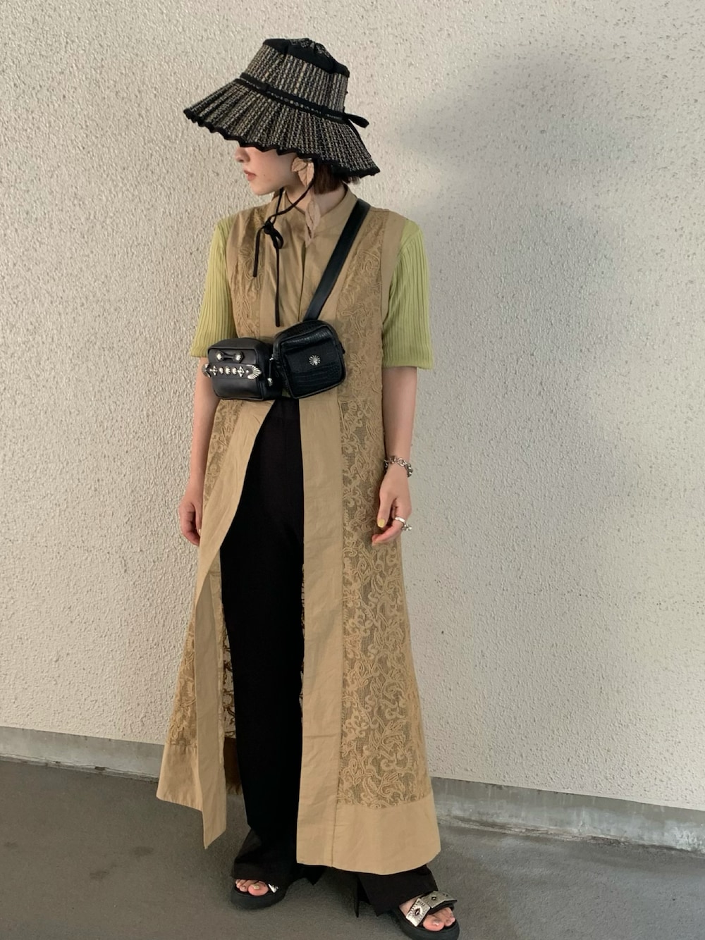 TODAYFUL（トゥデイフル）の「エンブロイダリーメッシュドレス