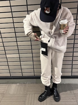 「White Mountaineering」｜「アイテム（キャップ）」を使った、oohaさん（レディース・152cm）の冬コーディネート