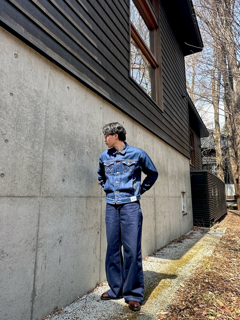 Wrangler×badwayコラボデニムジャケットスタッズ Wrangler×BADWAY コラボ スタッズデニムジャケット