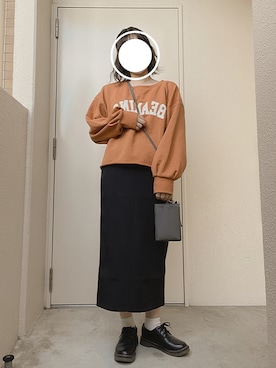 「RETRO GIRL（レトロガール）のアイテム（スウェット）」を使った、uさん（レディース・154cm）の秋コーディネート
