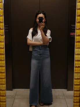 「アイテム（デニムスカート）」を使った、nattsu___さん（レディース・157cm・20代）の秋コーディネート