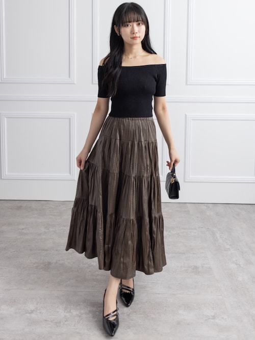 フェイクレザーティアードロングスカート［大人 カジュアル 着回し力