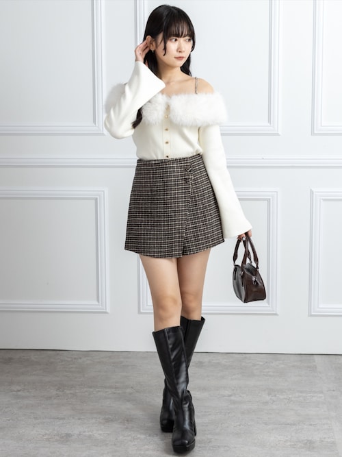 セール】ビジュー肩紐オフショルファーニットトップス[大人 フェミニン