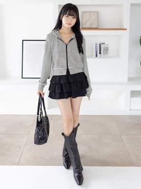 「アイテム（その他シューズ）」を使った、clear(クリア)さん（レディース・162cm）の秋コーディネート