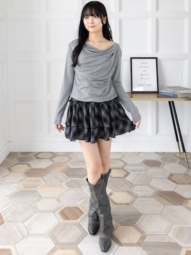 「アイテム（その他シューズ、グレー系）」を使った、clear(クリア)さん（レディース・162cm）の秋コーディネート